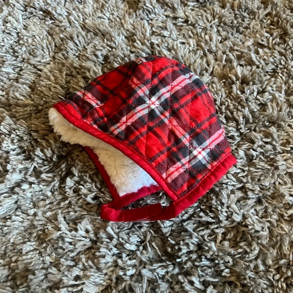 NWOT cat & Jack baby boy or girl plaid winter hat, reversible